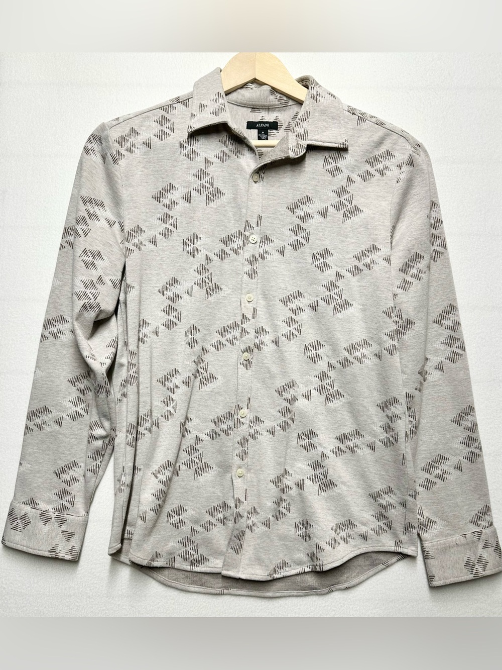 Alfani Men’s Medium Long‑Sleeve Button‑Up Shirt – Gray Geometric Pattern
